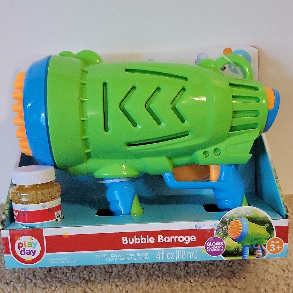 NEW Play Day Bubble Barrage Blaster - Green and Blue